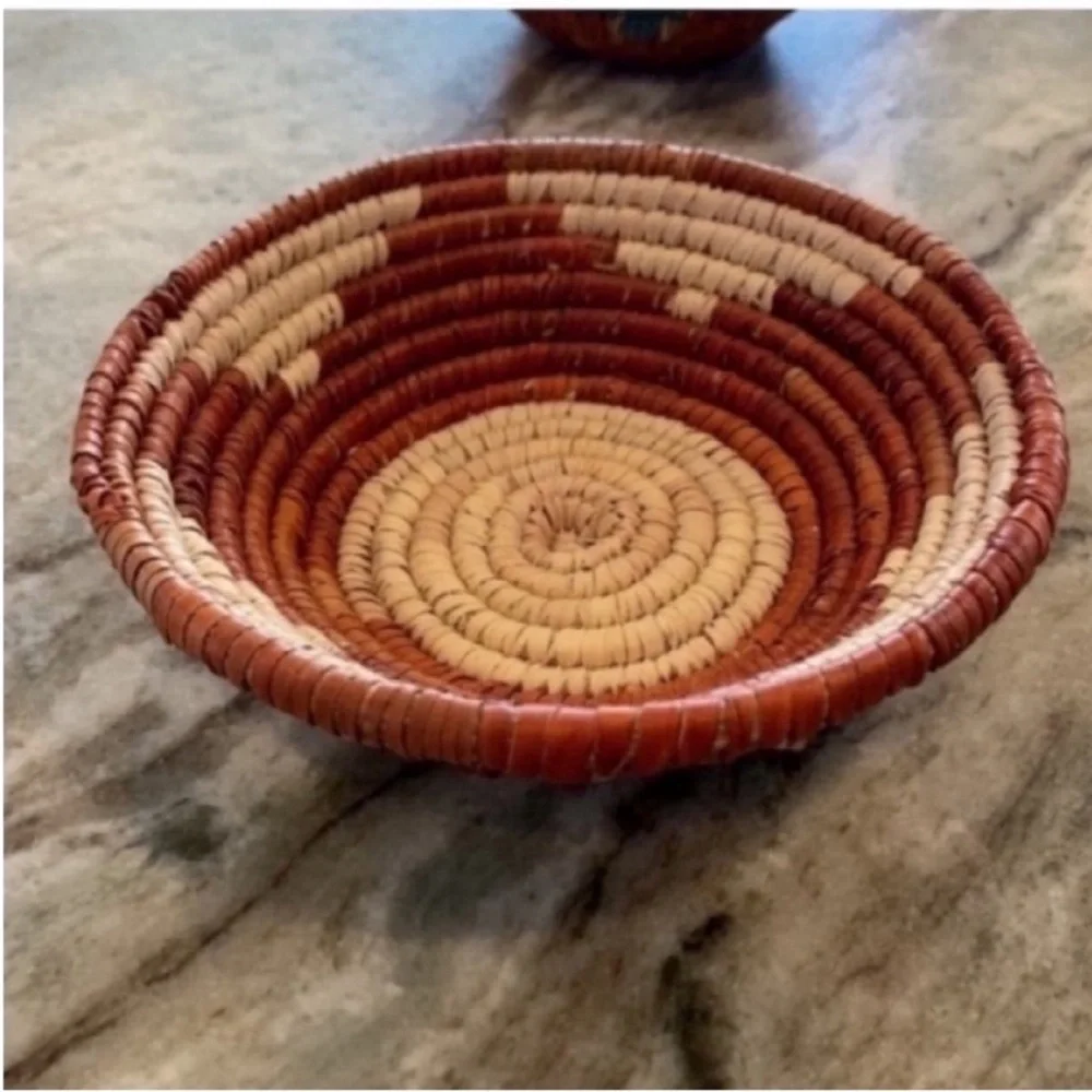 Vintage Handwoven Southwest Set of 2 Basket Bowls
